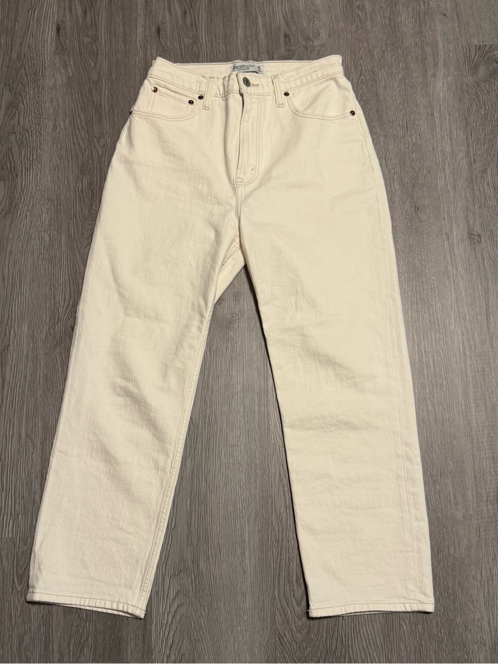 Abercrombie and Fitch Ankle Straight Ultra High Rise Jeans (Curve Love)